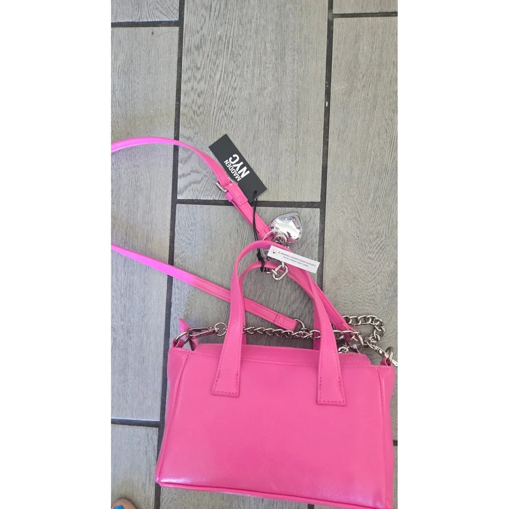 Madden NYC Pink Clip Belt Satchel Crossbody Bag Heart Charm MNY-963 NEW